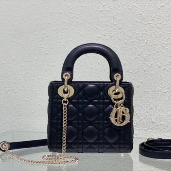 Dior  black handbag - Picture 1 of 8
